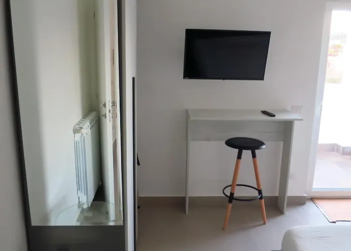 Casa Dolly Vatican בית הארחה רומא